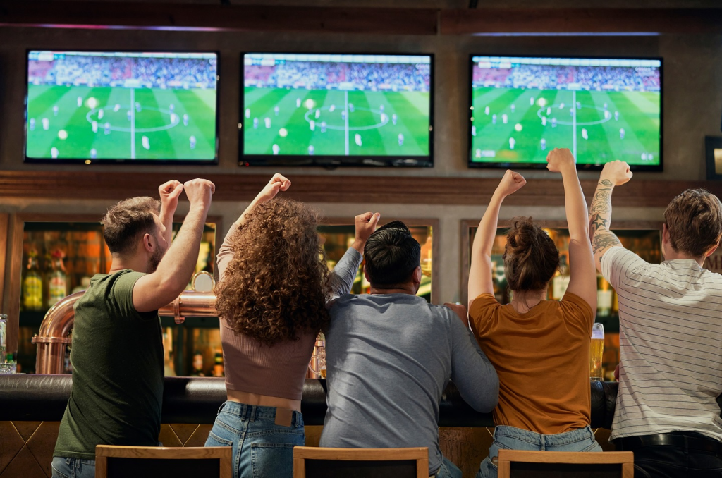 Late Night Happy Hour – Fridays & Saturdays